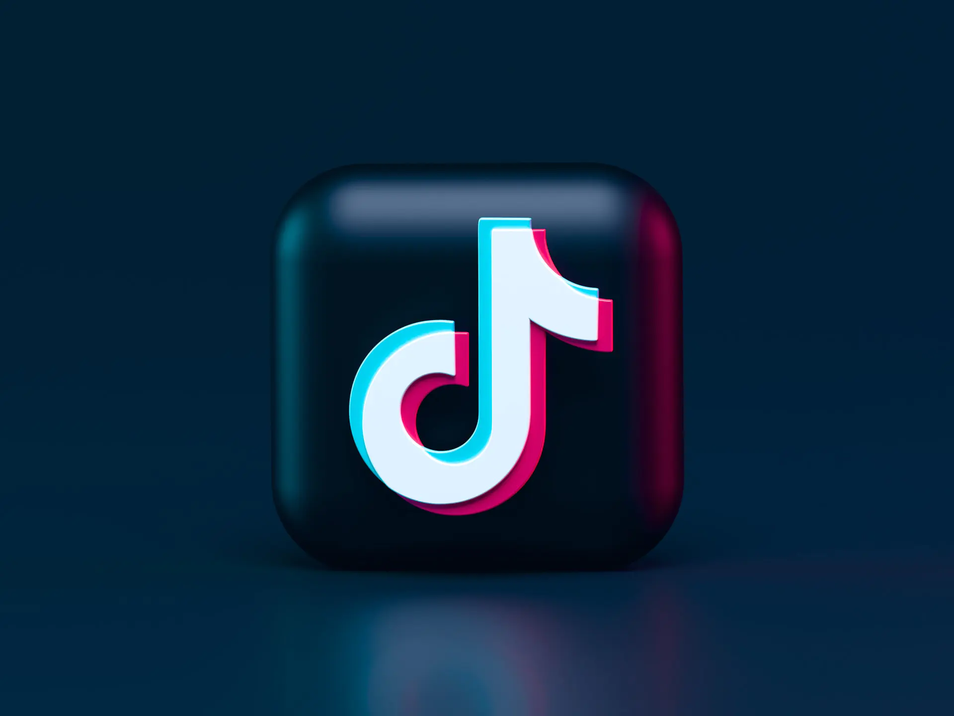 Pourquoi TikTok est en train de devenir une plateforme de vidéos incontournables sur les réseaux sociaux ?